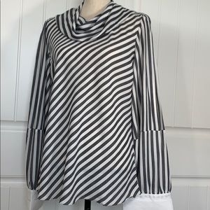 Nasty Gal Tops - Nasty Gal Cowl Neck Blouse Sz L Nasty Gal Tops - Nasty Gal Cowl Neck Blouse Sz L